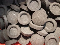 Μεσαία Καρβουνάκια Υψηλής Ποιότητας