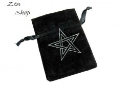 Μαύρο Βελούδινο Πουγκί με Πεντάλφα